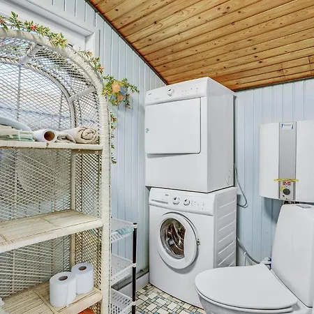 2 Bedroom Lovely In * Vejers Strand