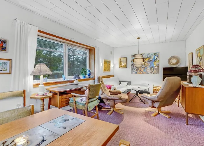 2 Bedroom Lovely In * Vejers Strand